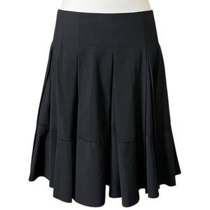 Donna Karan Black Size 8 Pleated Fit & Flare Minimalist Cotton Poplin Skirt